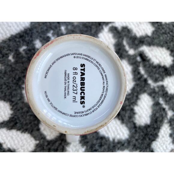 2013 Starbucks 8 oz Holiday latte red/white chevron mug - Picture 3 of 4